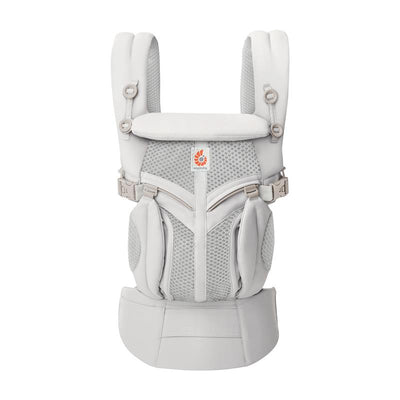 Ergobaby Omni Classic Baby Carrier in Pearl Grey, featuring breathable mesh and padded straps for comfort and support.