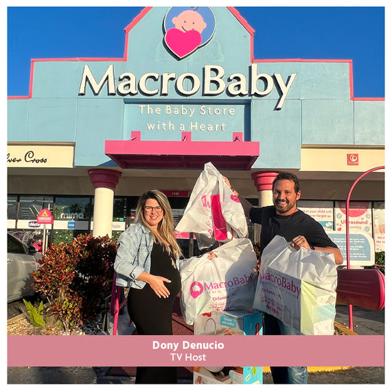 Doni e Larissa Labadia Shopping for their Baby at MacroBaby in Orlando, Florida United States