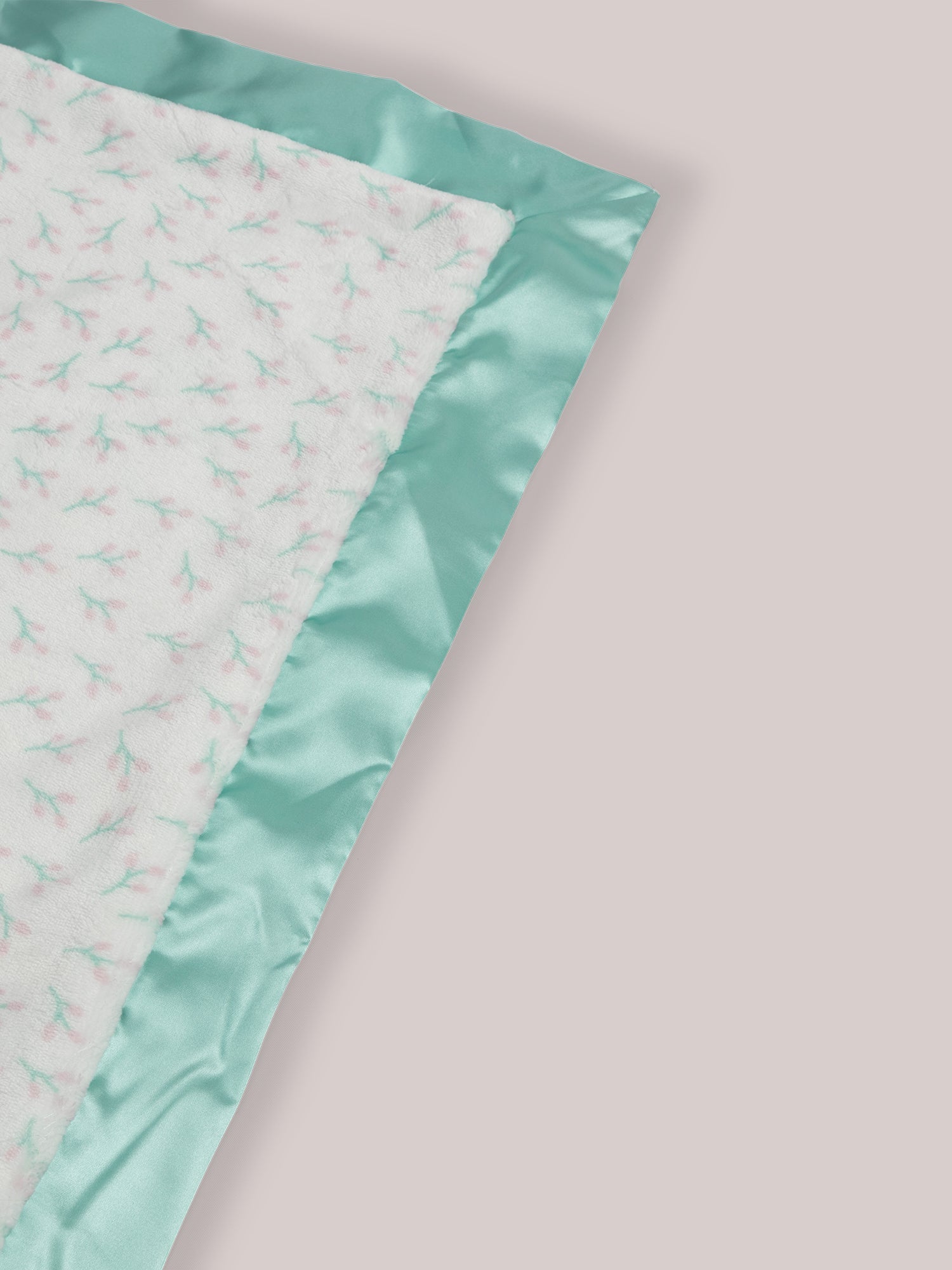 Ultra-Soft Thick Reversible Baby Blanket, Sweet Daisy Image 4
