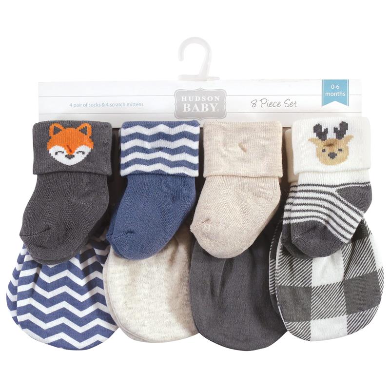 Baby Vision - Hudson Baby Unisex Baby Socks and Mittens Set, Woodland Boy, 0/6M Image 2