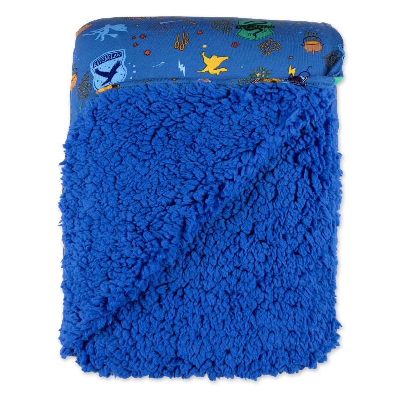 Bamboo blanket featuring blue fluffy texture, adorned with Harry Potter-themed patterns and Ravenclaw emblem.