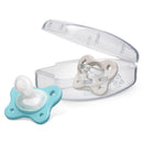 Chicco Physioforma Dual Soft Pacifier set in grey and dusty rose, contained in a clear case, suitable for ages 6-16 months.