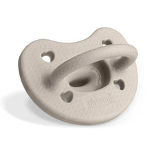 Chicco Physioforma Luxe Pacifier in grey for infants aged 6-16 months, featuring a textured surface and a handle.