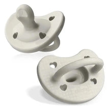 Chicco PhysioForma Luxe silicone pacifier for babies 0-6 months, in pearl grey, featuring heart-shaped ventilation holes.