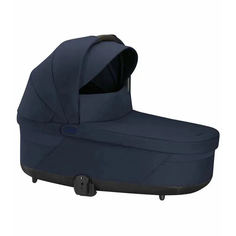 Cybex Cot S Lux 2 in Ocean Blue, featuring a protective canopy and a spacious bassinet design.