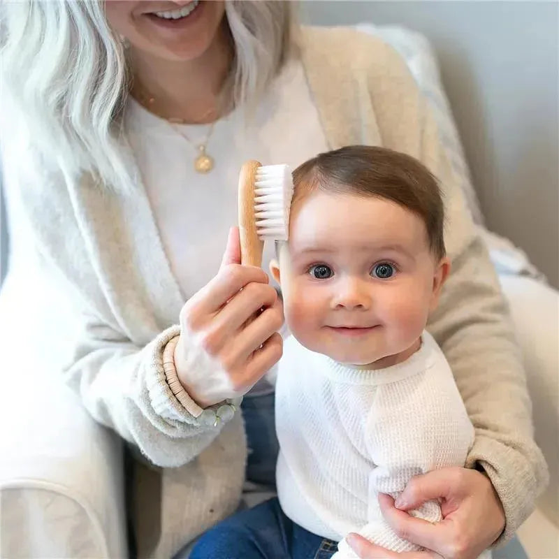 Dr. Brown's - Soft and Safe Brush + Comb Image 6