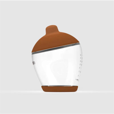 Classic bottle nipple in deep color, shaped for comfort and designed for effective feeding.