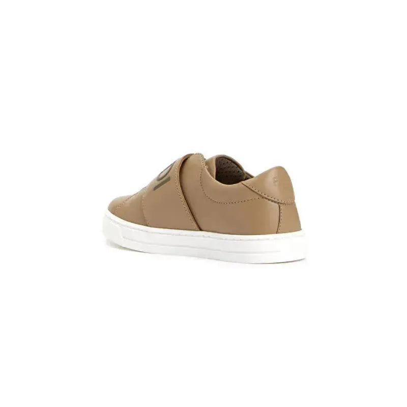 Fendi Baby leather logo trainers for juniors in a tan color, featuring a white sole and logo detailing.