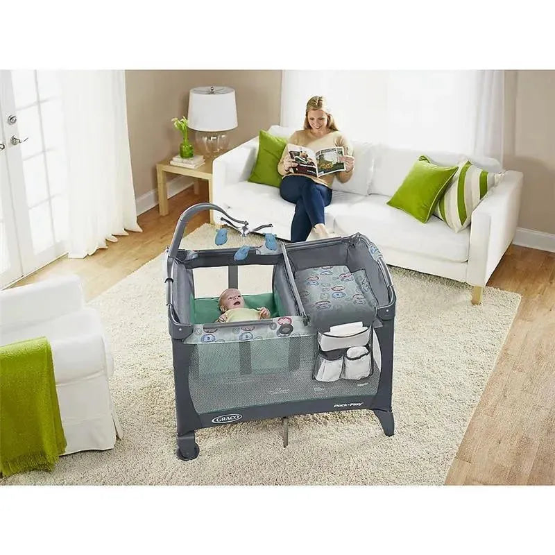 Graco - Pack 'N Play Playard Newborn Change 'N Carry, Manor Image 4