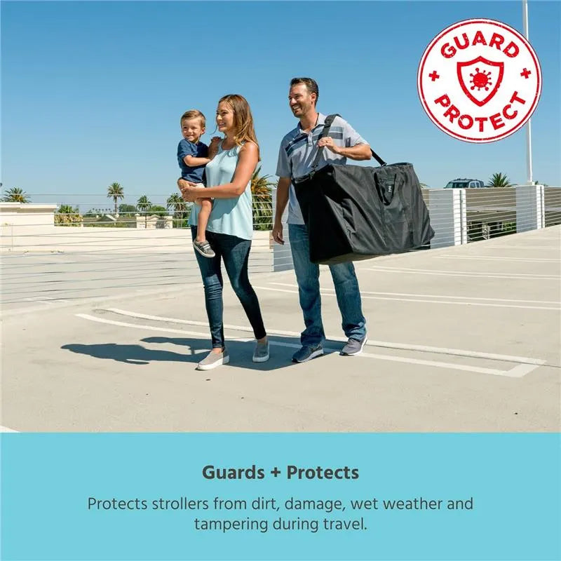 Black travel bag for strollers held by a man, with a woman carrying a child, demonstrating protection during travel.