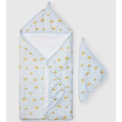 Hooded towel set featuring an ocean explorer design with yellow submarines on a light blue background, includes a matching washcloth.