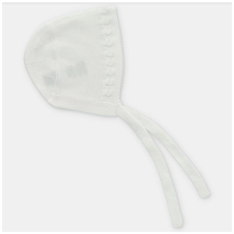 Beige baby knit bonnet with a rounded top and ties, featuring decorative stitching along the edge.