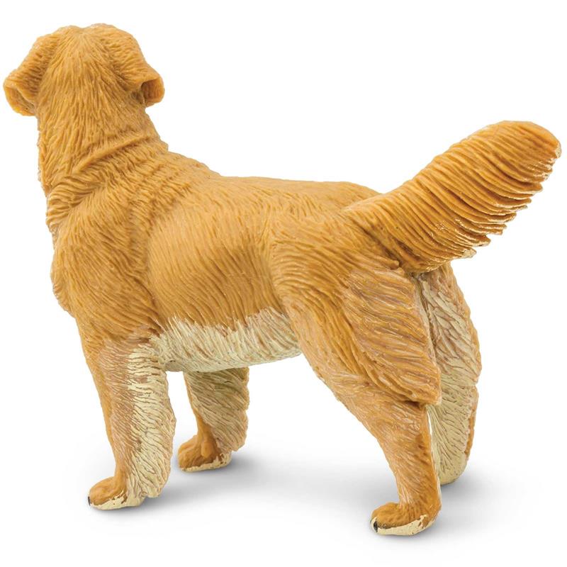 Golden Retriever plastic model figure, 4.5 inches tall, featuring intricate fur details and a realistic stance.