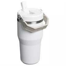 Stanley The IceFlow™ Flip Straw 2.0 Tumbler 20 oz in Frost color, featuring a flip straw lid and sturdy handle.