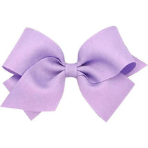 Small solid grosgrain bow in light orchid color, featuring a central knot and wide ribbon tails.