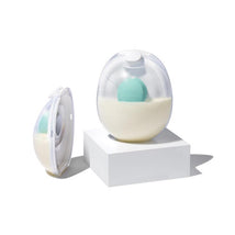 Willow Go Container Kit Accessory, 5Oz, features a clear outer shell with a teal lid, containing a creamy substance.
